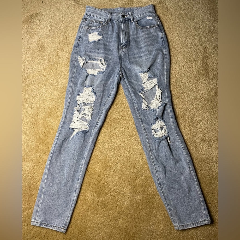 Distressed Straight Leg Jeans